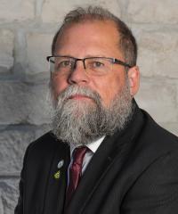 Portrait of Dave Turton