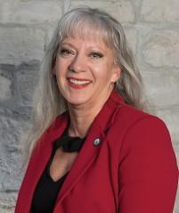 Portrait of Diane Ballantyne